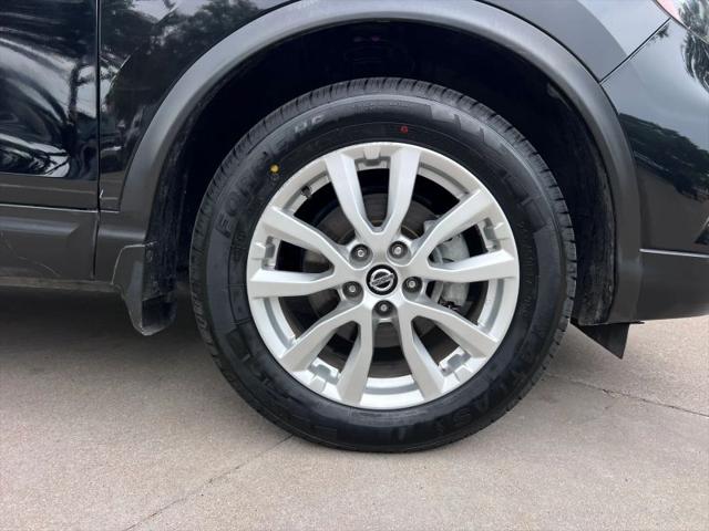 2021 Nissan Rogue Sport SV FWD Xtronic CVT
