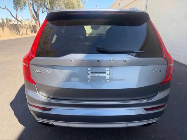 2016 Volvo XC90 T6 Momentum