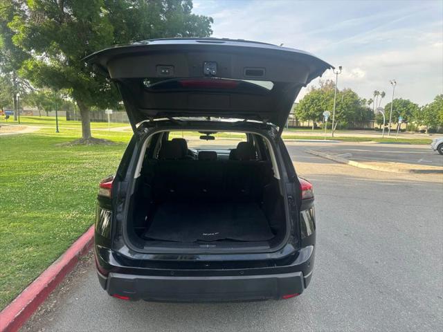 2024 Nissan Rogue SV FWD