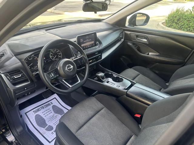 2024 Nissan Rogue SV FWD