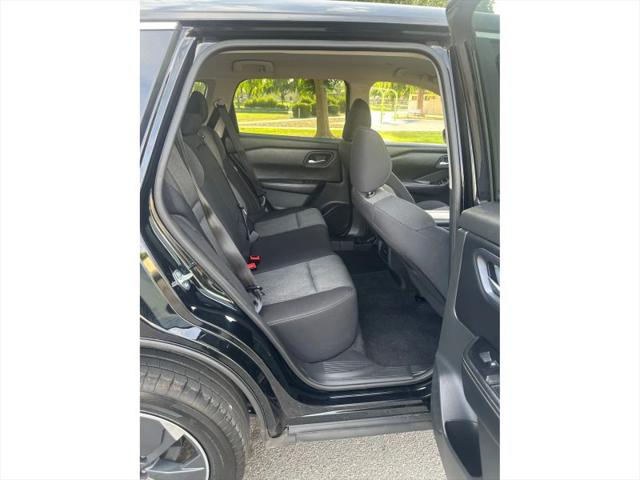 2024 Nissan Rogue SV FWD