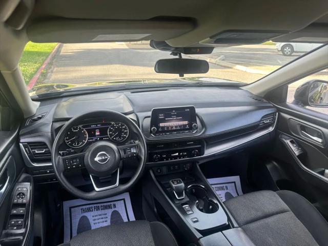 2024 Nissan Rogue SV FWD