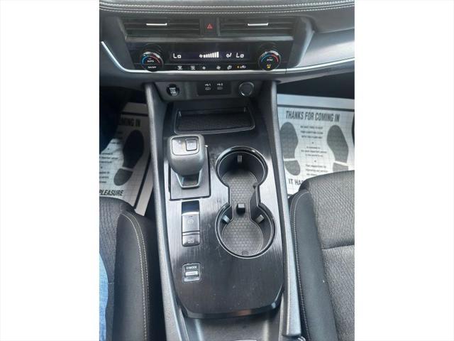 2024 Nissan Rogue SV FWD