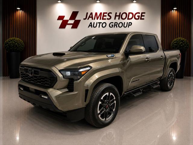 2025 Toyota Tacoma TRD Sport Hybrid 4x4 Double Cab's photo