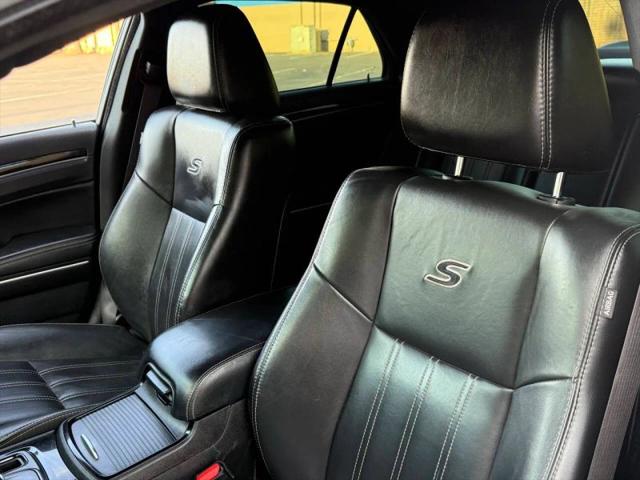 2019 Chrysler 300 300S
