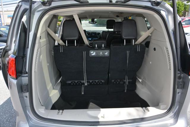 2021 Chrysler Voyager LXI