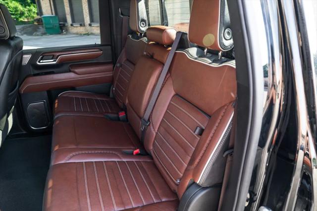2024 GMC Sierra 3500HD 4WD Crew Cab Long Bed Denali Ultimate