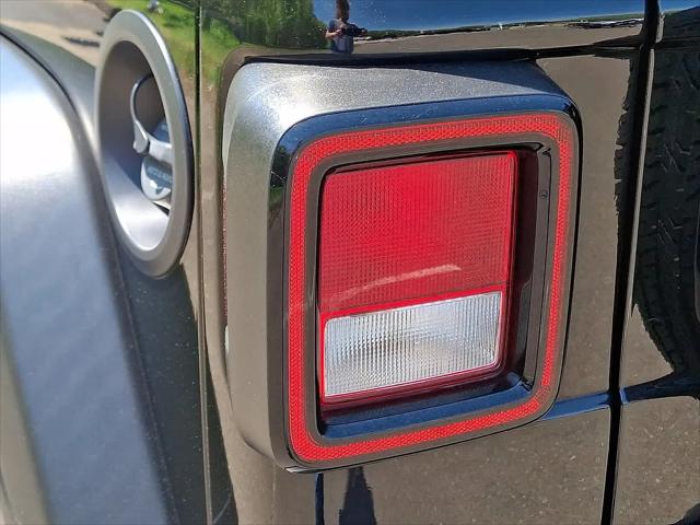 2023 Jeep Wrangler 4-Door Sport Altitude 4x4