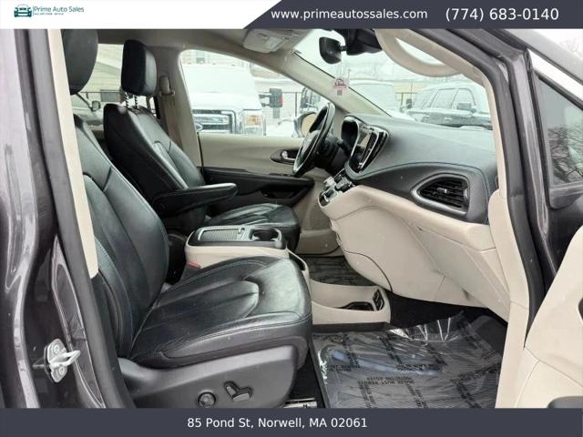 2021 Chrysler Pacifica Hybrid Touring L