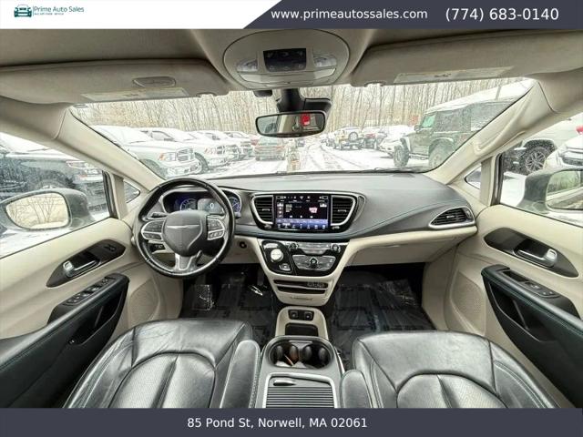 2021 Chrysler Pacifica Hybrid Touring L