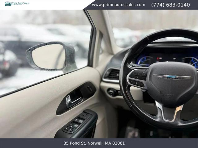 2021 Chrysler Pacifica Hybrid Touring L