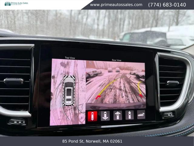 2021 Chrysler Pacifica Hybrid Touring L