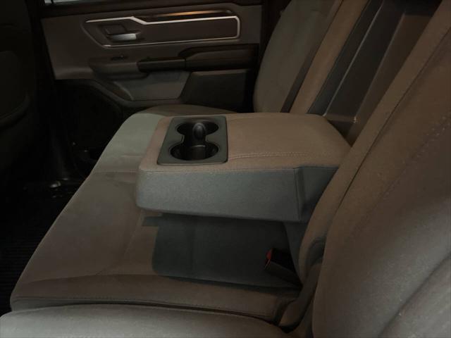 2021 Ram 1500 Big Horn Crew Cab 4x4 5'7" Box