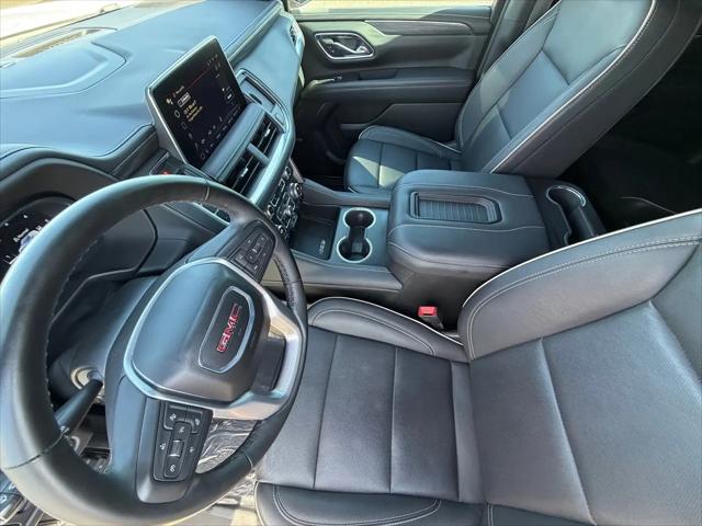 2024 GMC Yukon XL 4WD SLT