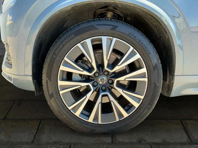 2020 Volvo XC90 T6 Momentum 6 Passenger