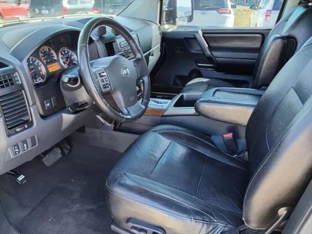2010 Nissan Titan LE
