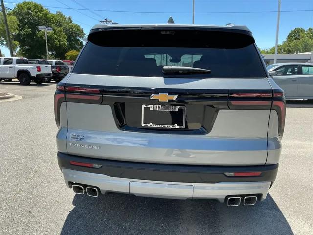 2026 Chevrolet Traverse FWD LT
