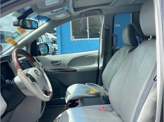 2014 Toyota Sienna Limited V6 7 Passenger