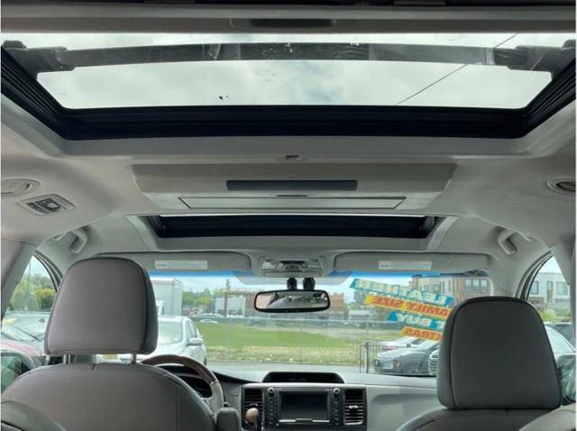 2014 Toyota Sienna Limited V6 7 Passenger