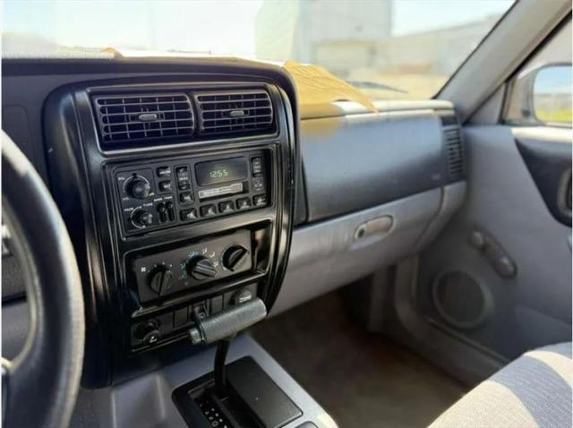 1997 Jeep Cherokee Sport
