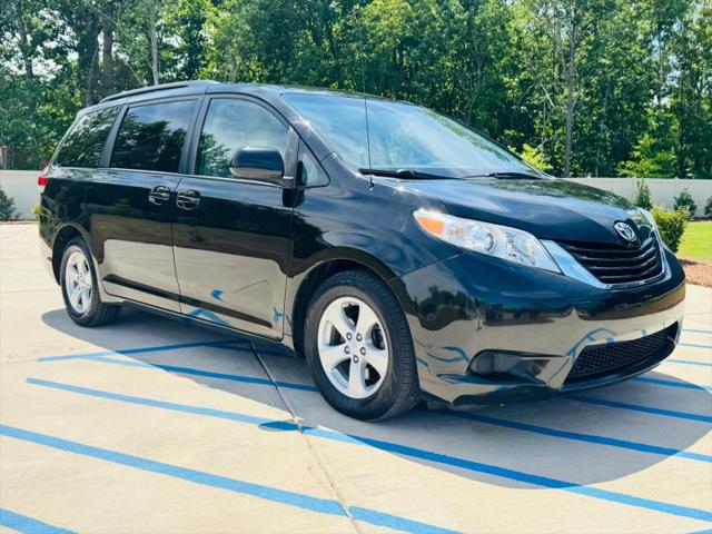 2014 Toyota Sienna LE V6 7 Passenger Mobility