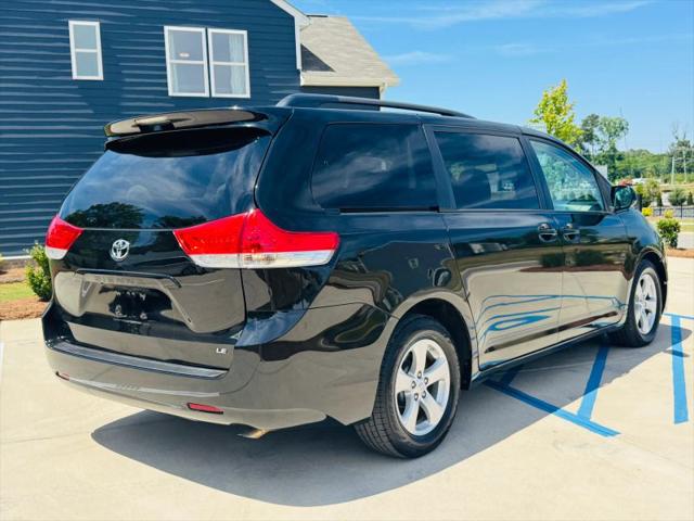 2014 Toyota Sienna LE V6 7 Passenger Mobility