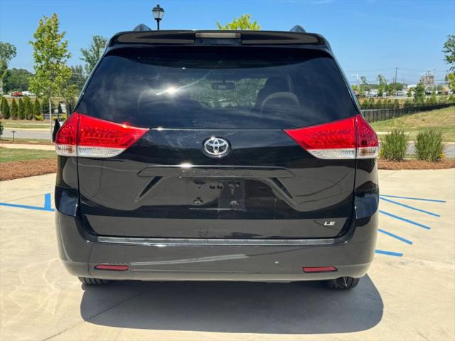 2014 Toyota Sienna LE V6 7 Passenger Mobility