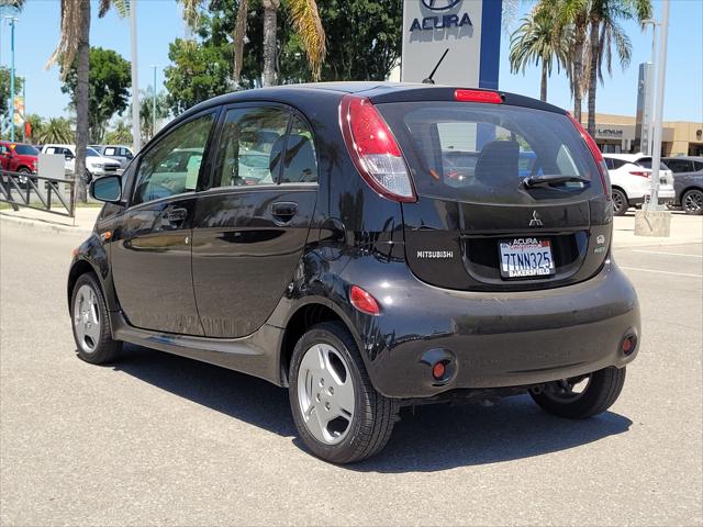 2016 Mitsubishi i-MiEV ES