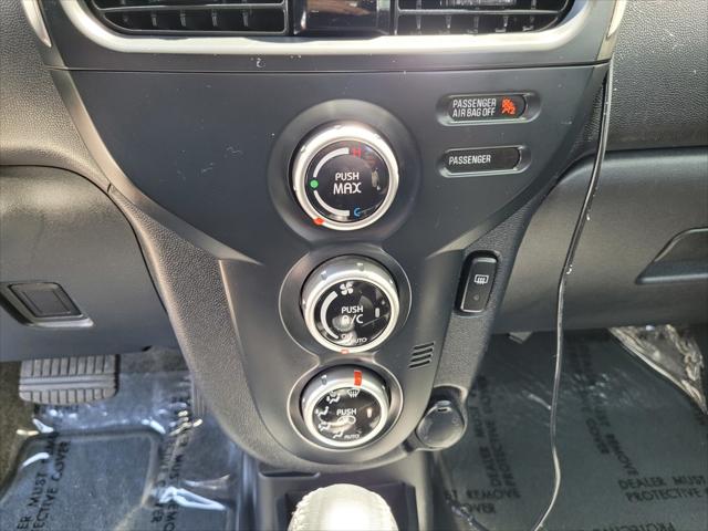 2016 Mitsubishi i-MiEV ES