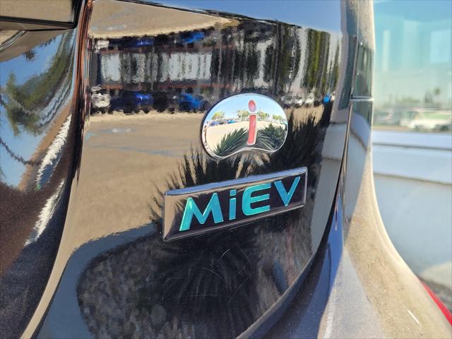 2016 Mitsubishi i-MiEV ES