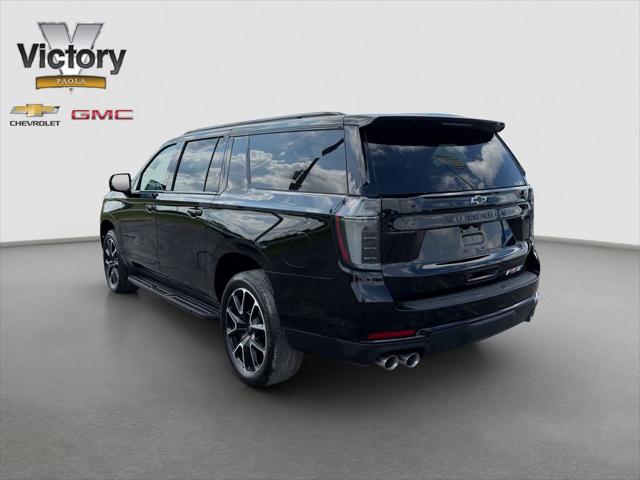 2026 Chevrolet Suburban RST, 4WD