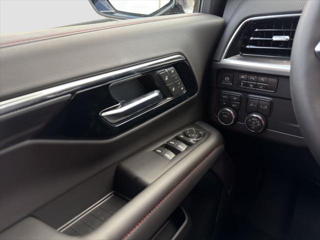 2026 Chevrolet Suburban RST, 4WD