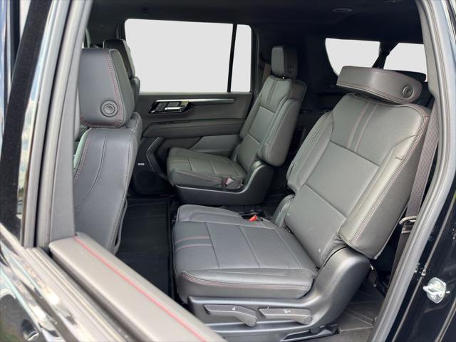 2026 Chevrolet Suburban RST, 4WD