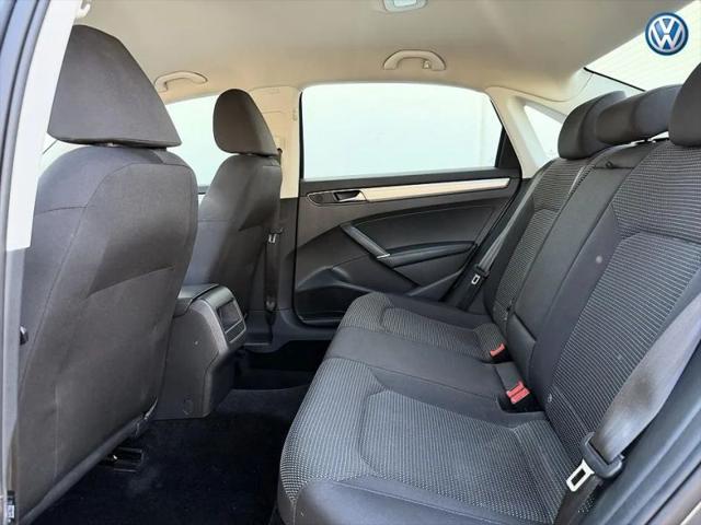 2018 Volkswagen Passat 2.0T S