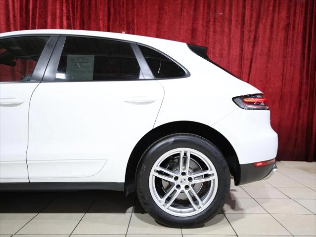 2019 Porsche Macan Macan
