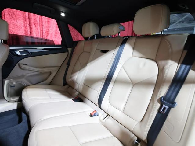 2019 Porsche Macan Macan