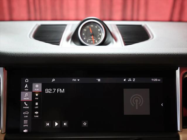2019 Porsche Macan Macan