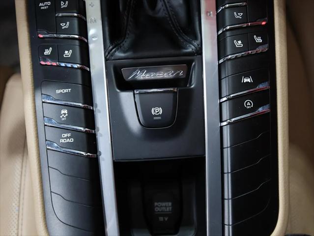 2019 Porsche Macan Macan