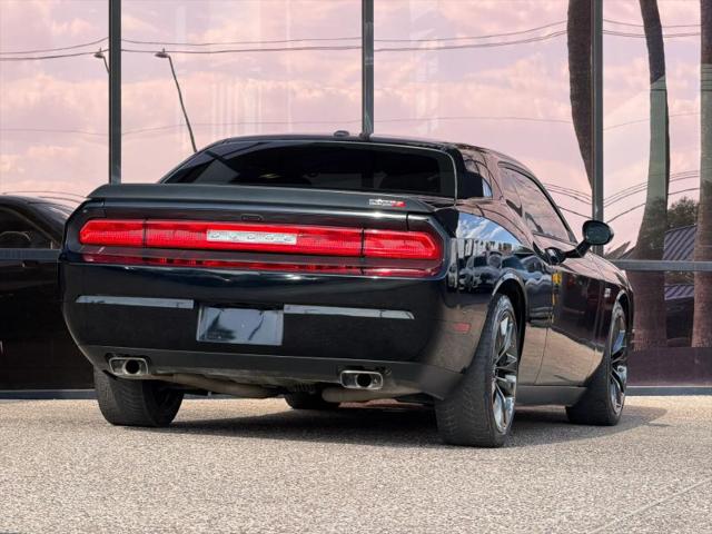 2014 Dodge Challenger SRT8 Core