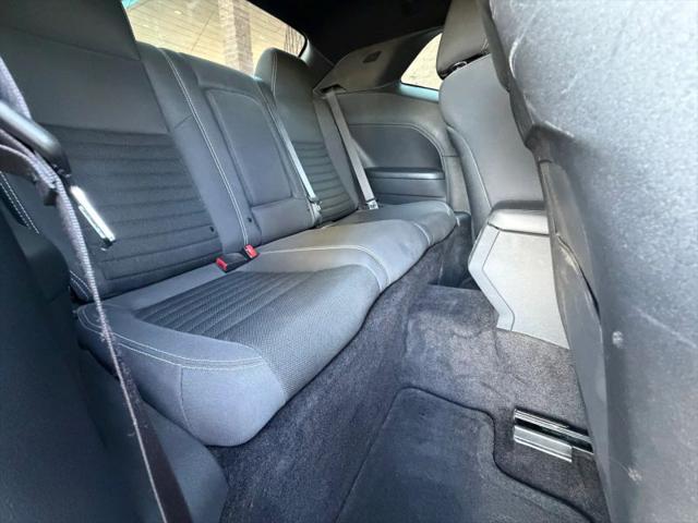2014 Dodge Challenger SRT8 Core