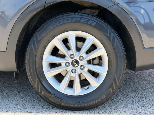 2019 Kia Sorento 3.3L LX