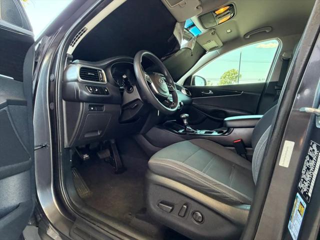2019 Kia Sorento 3.3L LX