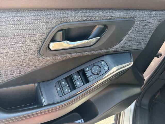 2023 Nissan Rogue SV Intelligent AWD
