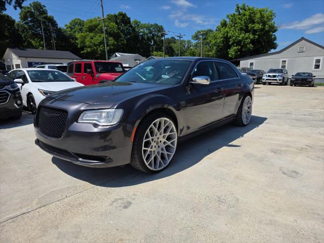2018 Chrysler 300 Touring