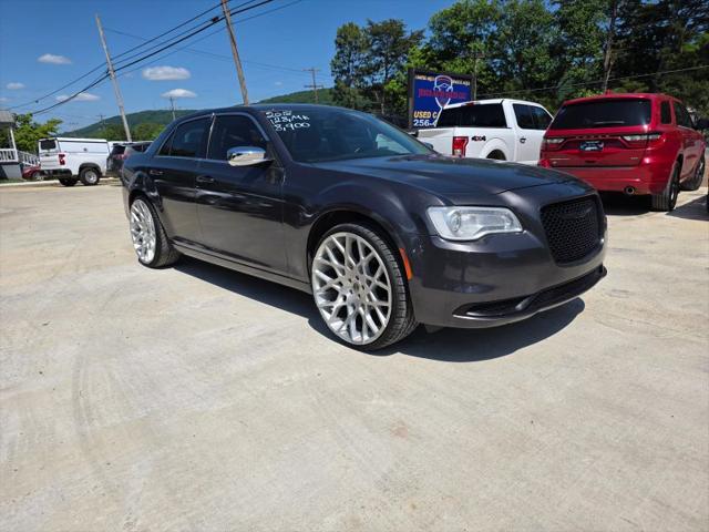 2018 Chrysler 300 Touring