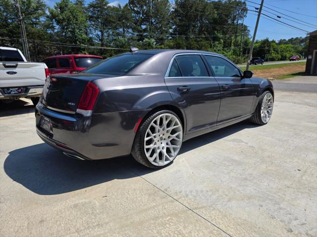 2018 Chrysler 300 Touring