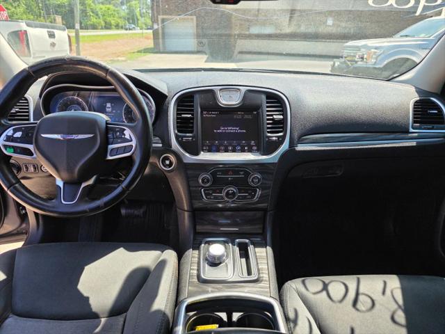 2018 Chrysler 300 Touring