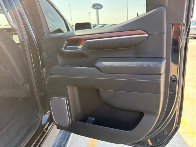 2023 GMC Sierra 1500 4WD Crew Cab Short Box Denali