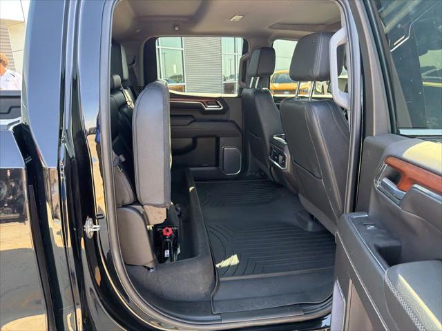 2023 GMC Sierra 1500 4WD Crew Cab Short Box Denali