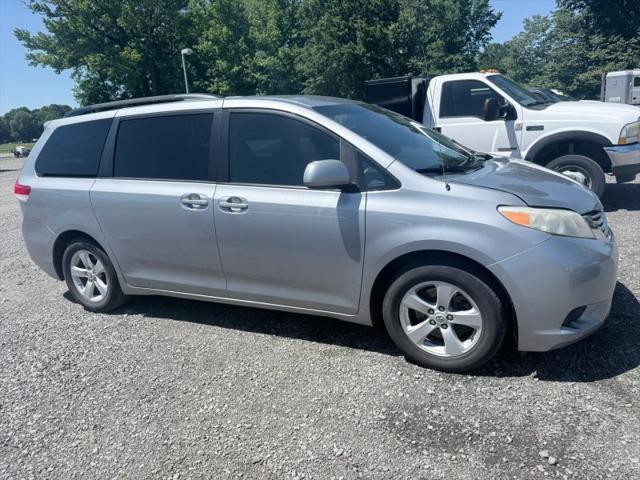 2011 Toyota Sienna LE V6